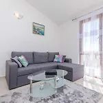 Apartment Rico *