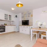 Rico Apartment *