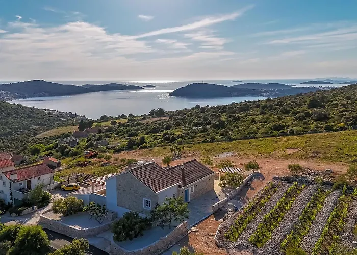 Rico Apartamento Ražanj